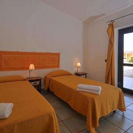B&B Mare Della Gallura Badesi Exterior foto