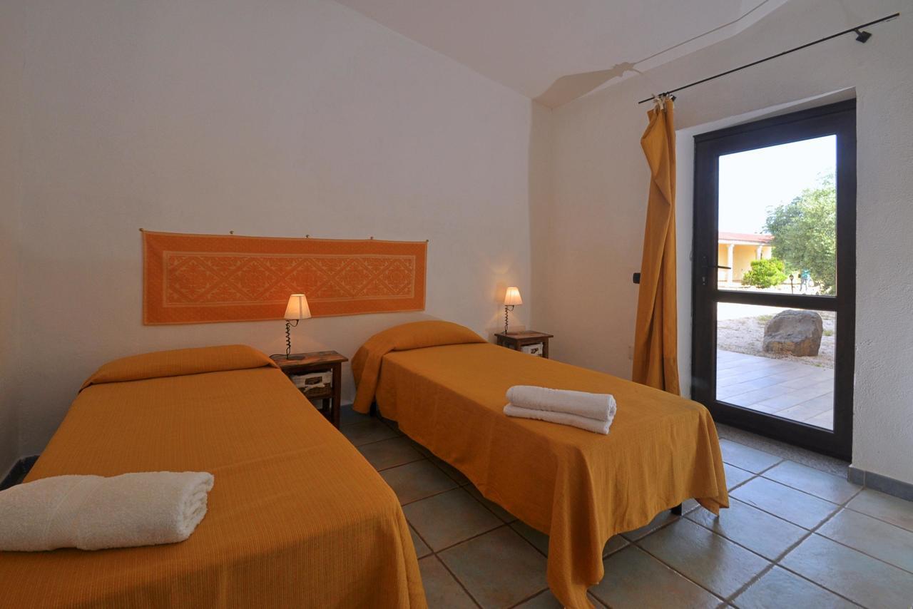 B&B Mare Della Gallura Badesi Exterior foto